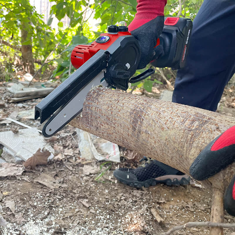 Hot Sale 6-Inch Battery-Powered Brushless Electric Chainsaw Rechargeable Mini Cordless Pruning Pole Saw
